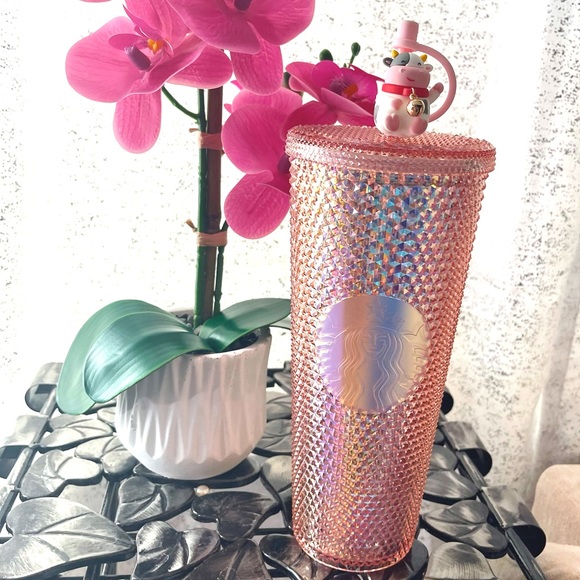 RARE✨Rose Gold Iridescent Ox Lunar Studded Tumbler